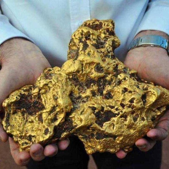 Infinite Love is the only Truth, every thing else is Illusion - Picture 7 of 13